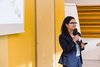 Marketingmanagerin Linh Tran moderiert den InLoox Insider Tag 2019 in München